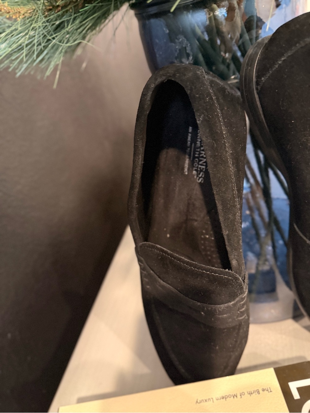Kenneth Cole Reaction Black Suede Slip-On Loafers
